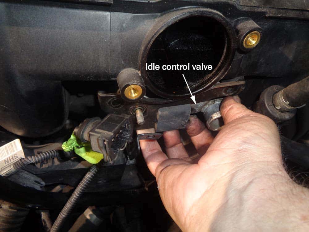 See U2546 repair manual